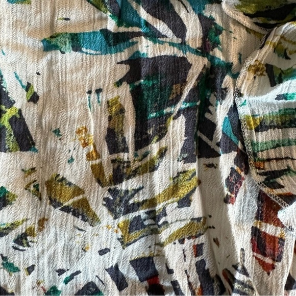 Mossimo women's size small spaghetti strap top, opens in back - Picture 5 of 5